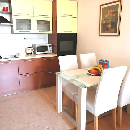 Mario Apartman